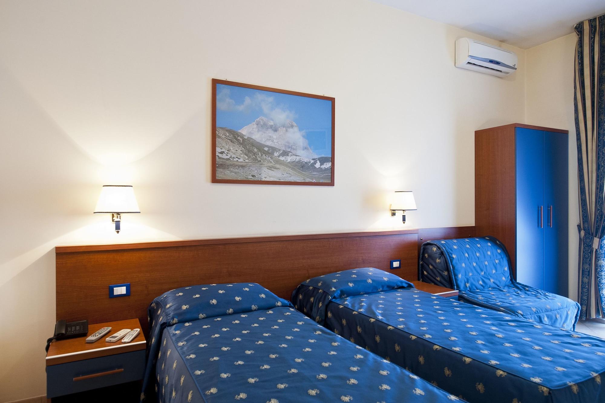 Hotel 4 Pini Ρώμη Εξωτερικό φωτογραφία