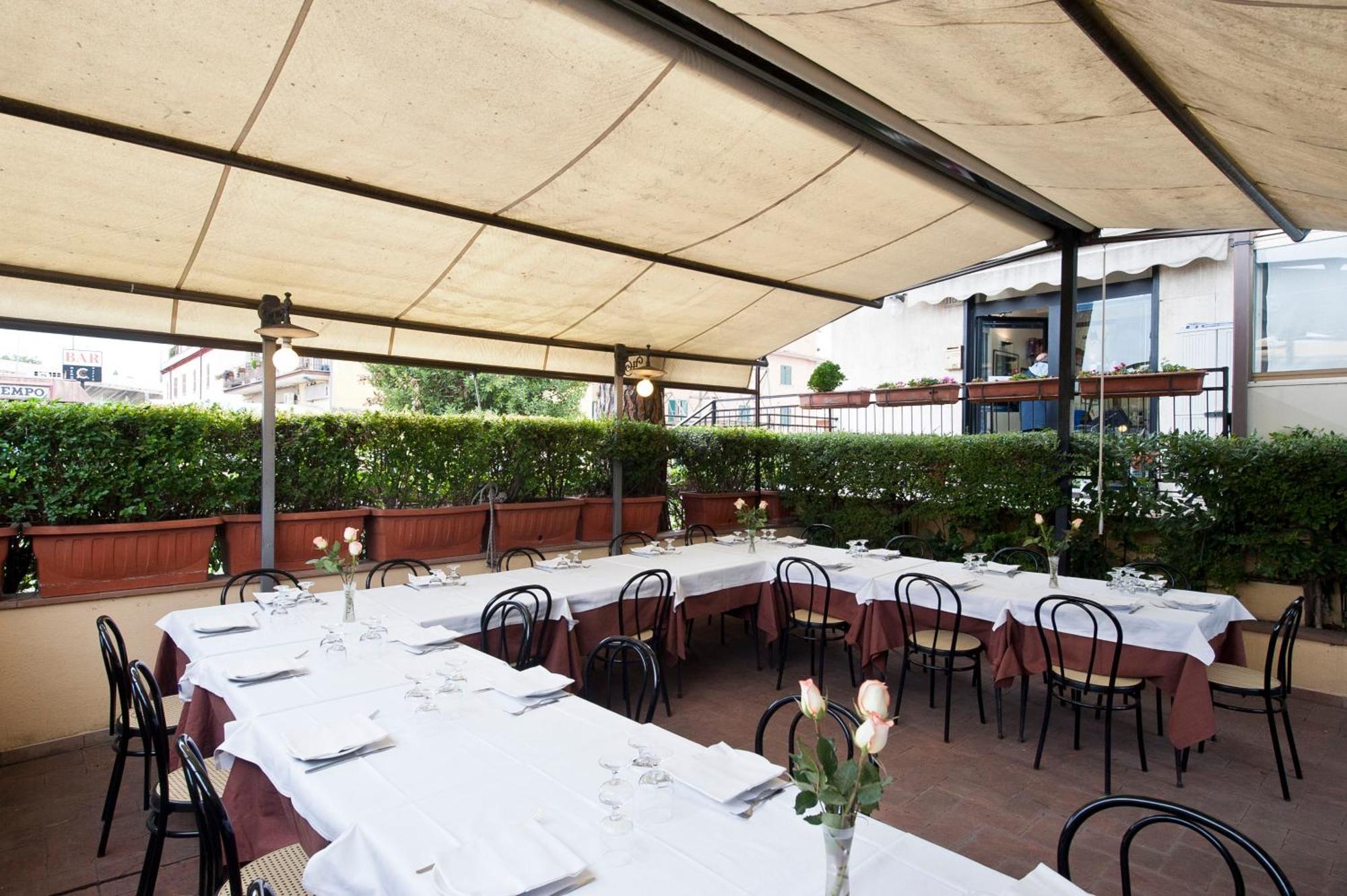 Hotel 4 Pini Ρώμη Εξωτερικό φωτογραφία